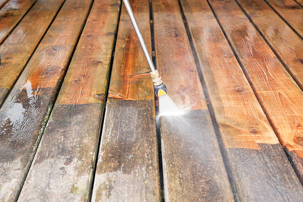 Best Pool Deck Cleaning  in Holly Lake Ranch, TX